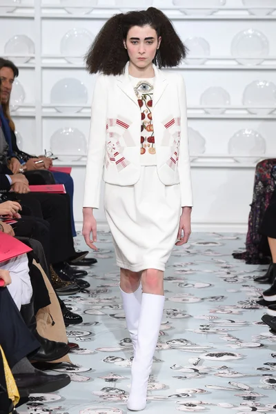 Look 2